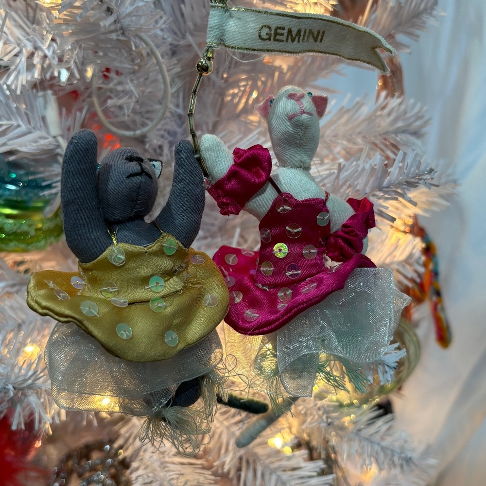 Anthropologie Zodiac Gemini Mice Twins Christmas Ornament - Picture 5 of 7